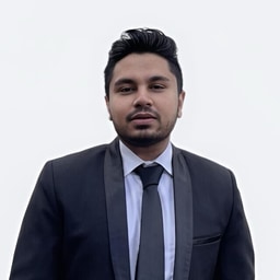 Portrait of Amlan Chowdhury